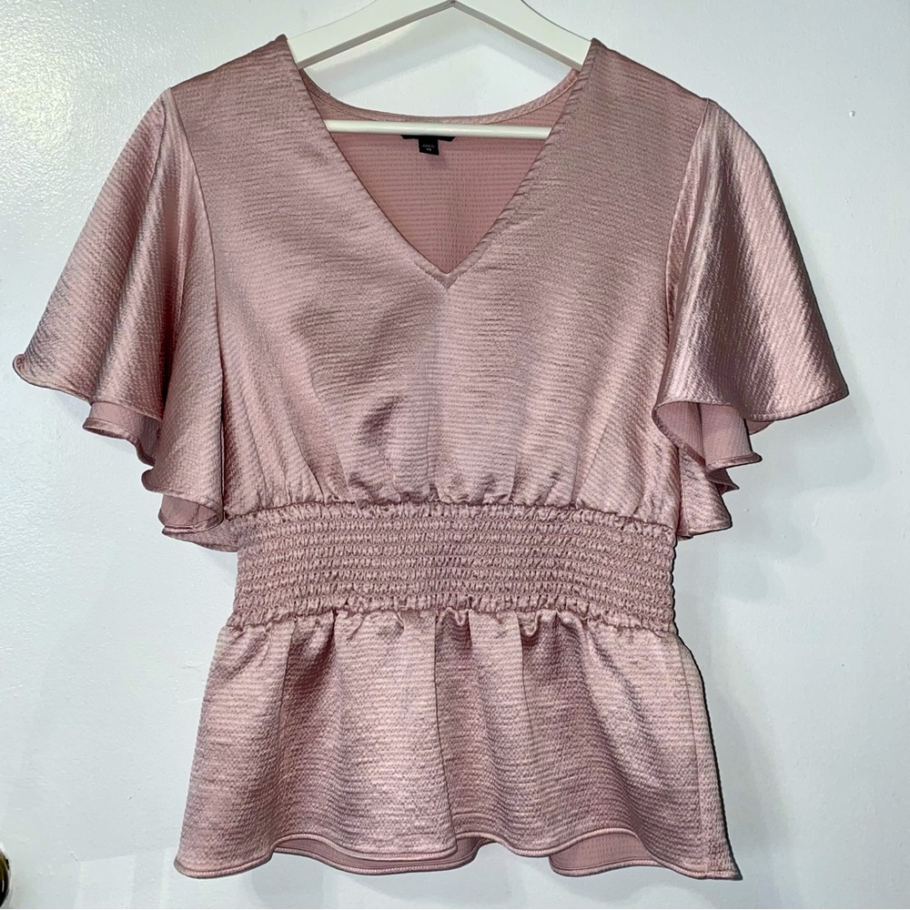Express Pink Champagne V-Neck Flowy Short Sleeve Blouse